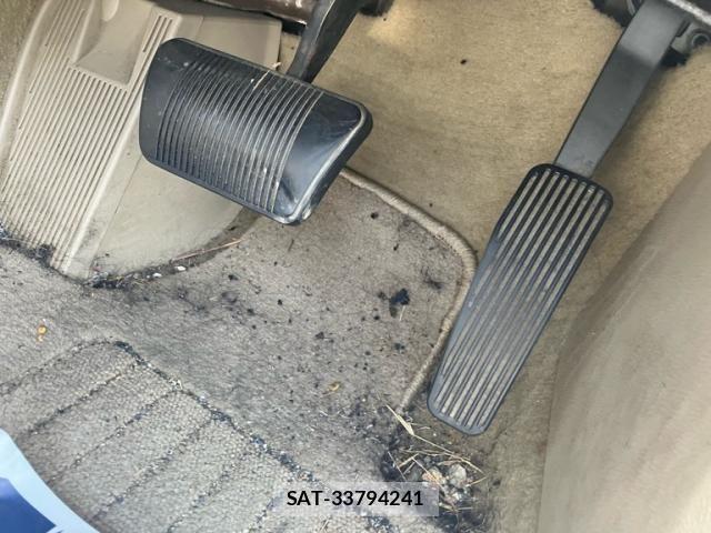 Chrysler 300 2013-10 8098481-18