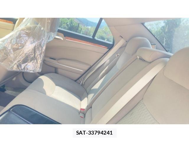 Chrysler 300 2013-10 8098481-25