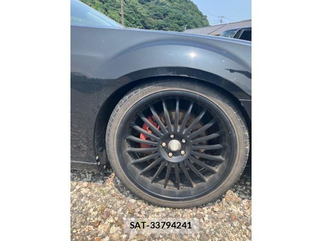 Chrysler 300 2013-10 8098481-5