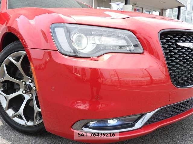 Chrysler 300 2016-01 8206832-18