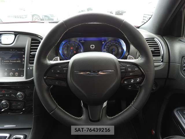 Chrysler 300 2016-01 8206832-5