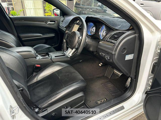 Chrysler 300 2013-06 8313666-11