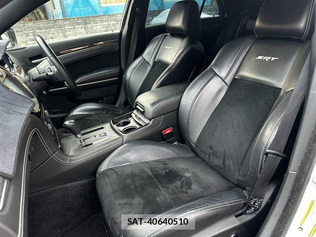 Chrysler 300 2013-06 8313666-16