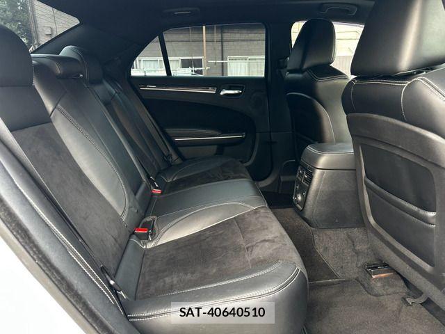 Chrysler 300 2013-06 8313666-18