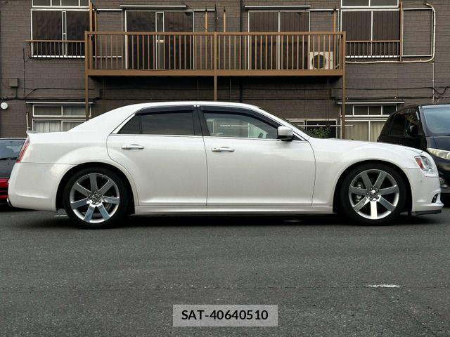 Chrysler 300 2013-06 8313666-6