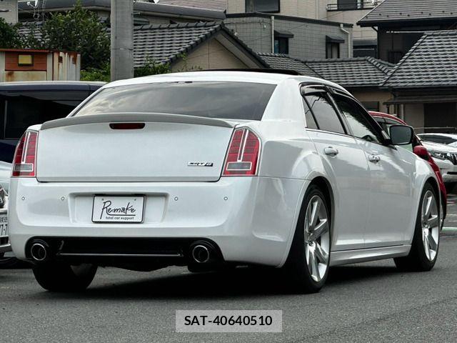 Chrysler 300 2013-06 8313666-7