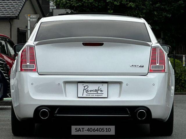 Chrysler 300 2013-06 8313666-8