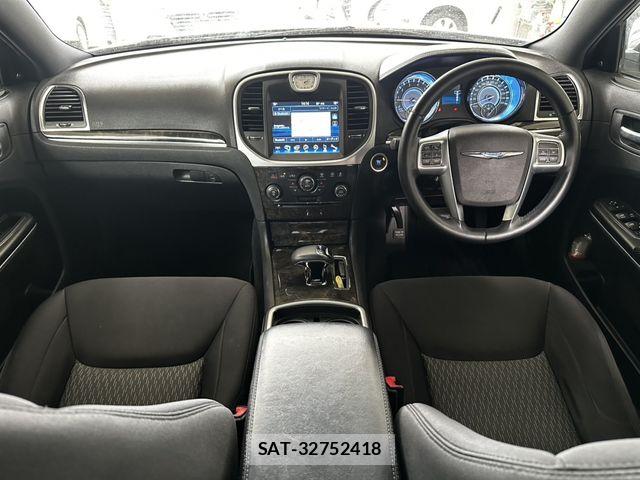 Chrysler 300 2013-07 8335219-6