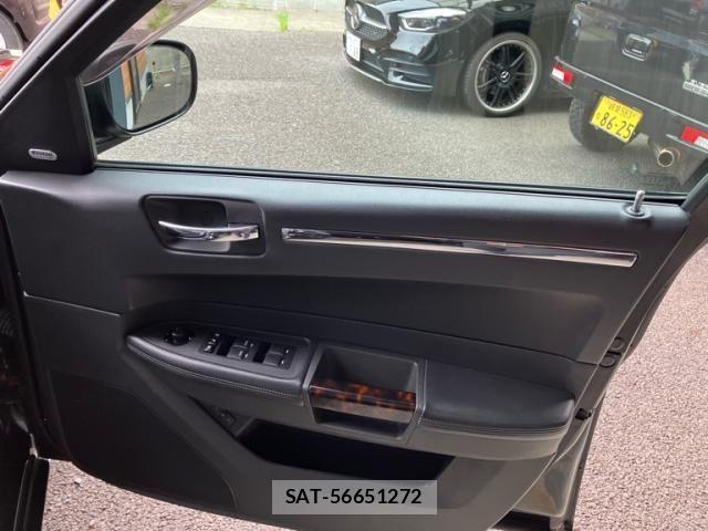 Chrysler 300C 2009-03 7250146-15