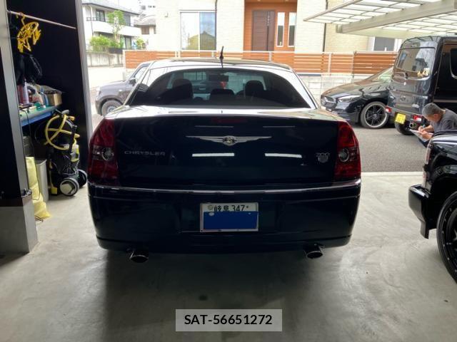 Chrysler 300C 2009-03 7250146-4