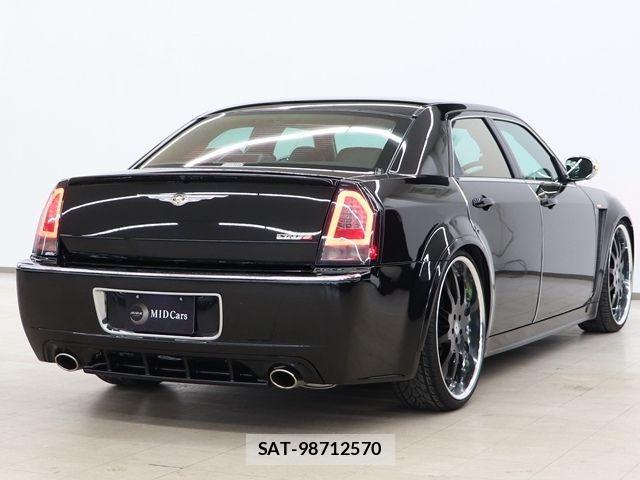 Chrysler 300C 2006-09 7721877-13