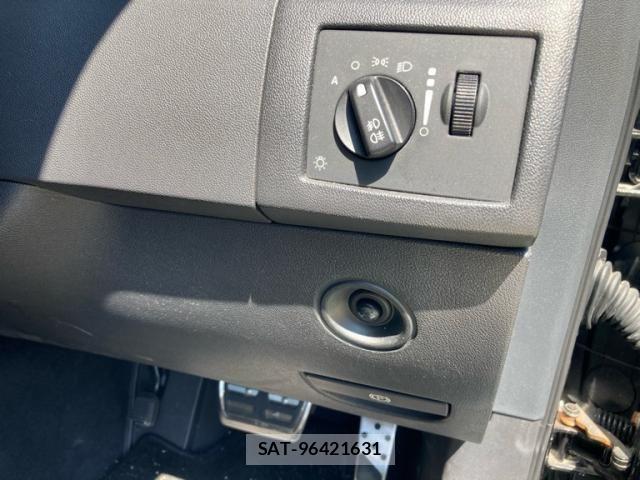Chrysler 300C 2009-05 8034818-21