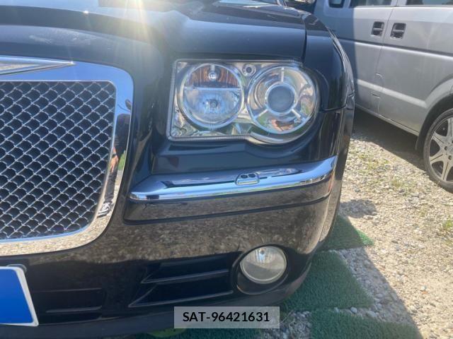 Chrysler 300C 2009-05 8034818-2
