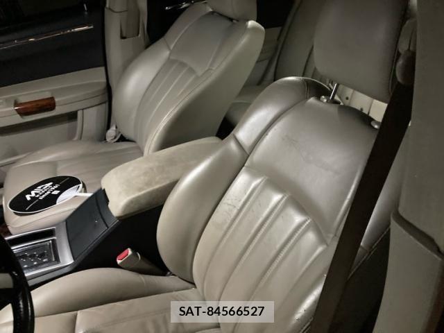 Chrysler 300C 2006-02 8658406-9