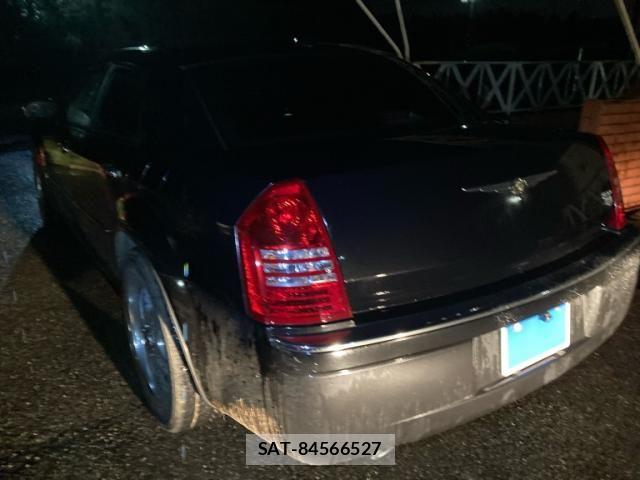 Chrysler 300C 2006-02 8658406-7