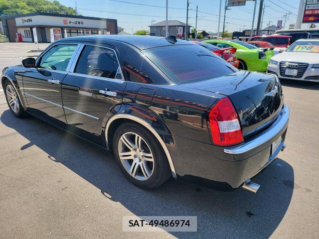 Chrysler 300C 2012-12 1084559-13