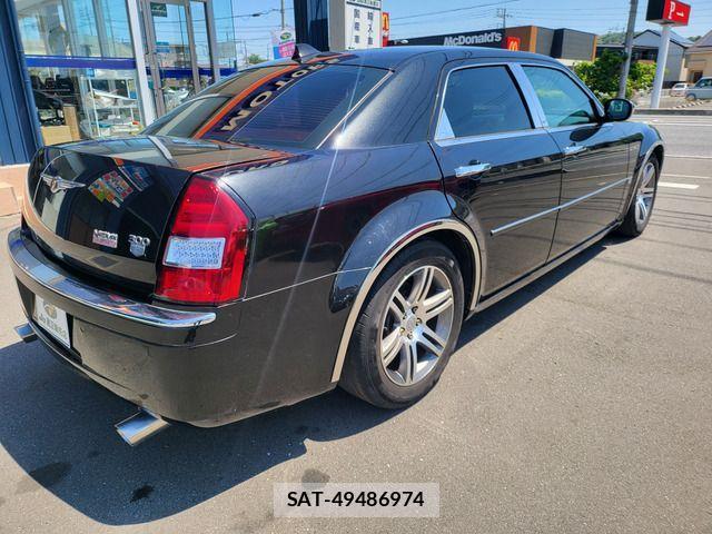 Chrysler 300C 2012-12 1084559-15