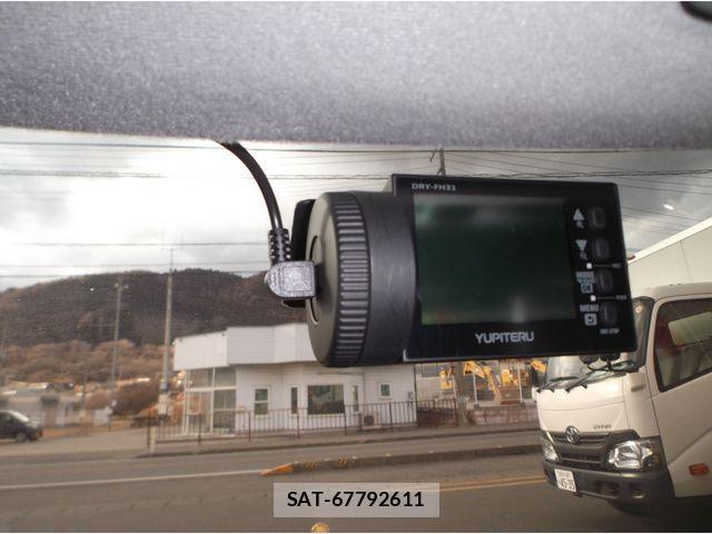 Nissan CIMA 1990-05 4039613-10