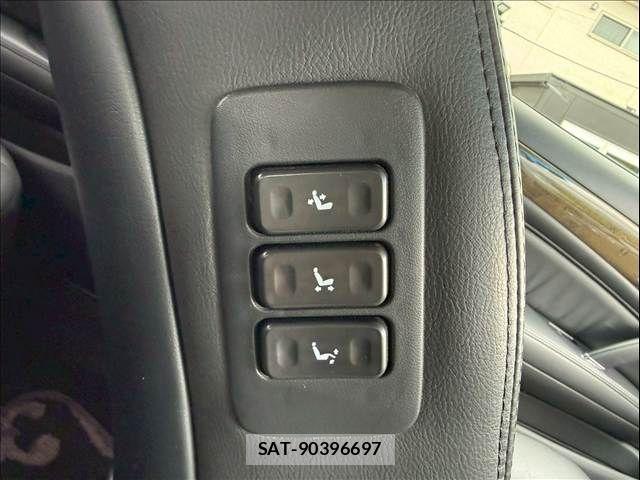 Nissan CIMA 2002-11 7721878-17