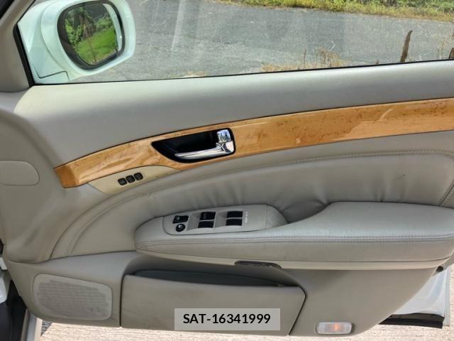 Nissan CIMA 2001-03 8098482-12