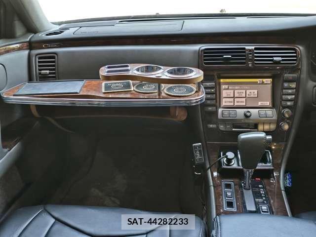 Nissan CIMA 1998-12 8335224-16