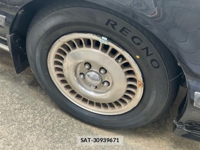Nissan CIMA 1990-11 8828222-16