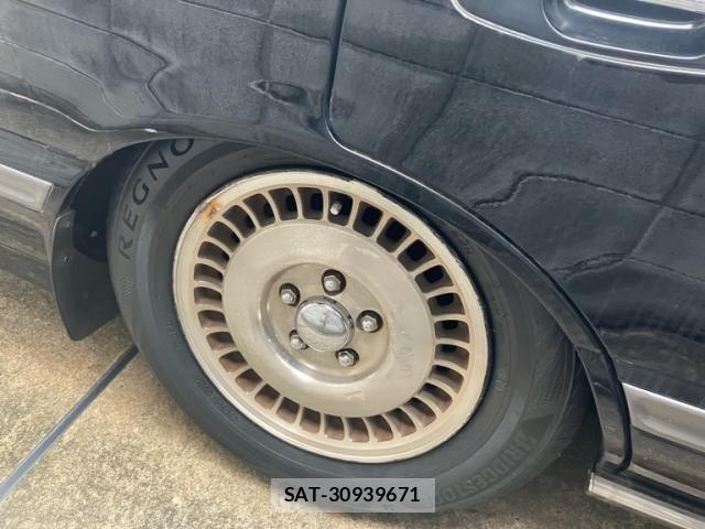 Nissan CIMA 1990-11 8828222-17