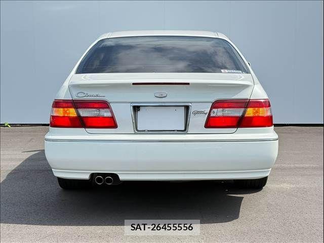 Nissan CIMA 1998-03 8879082-9