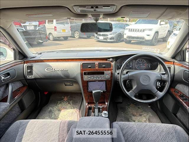 Nissan CIMA 1998-03 8879082-1