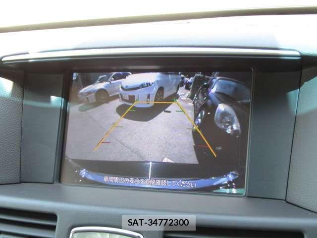 Nissan CIMA HYBRID 2015-04 1305639-2