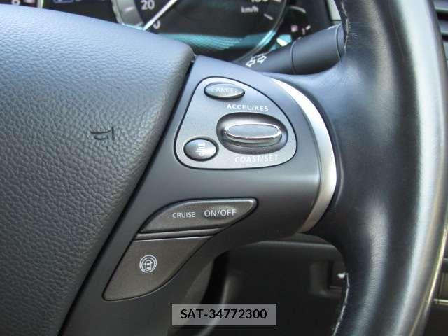 Nissan CIMA HYBRID 2015-04 1305639-6