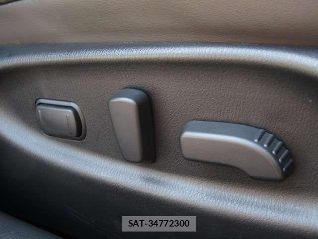 Nissan CIMA HYBRID 2015-04 1305639-7