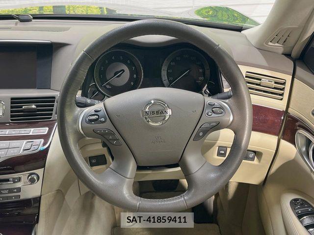 Nissan CIMA HYBRID 2017-12 3766426-10