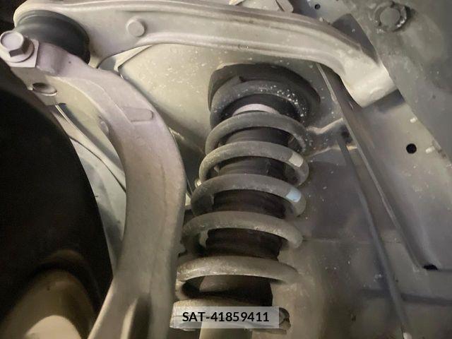 Nissan CIMA HYBRID 2017-12 3766426-19