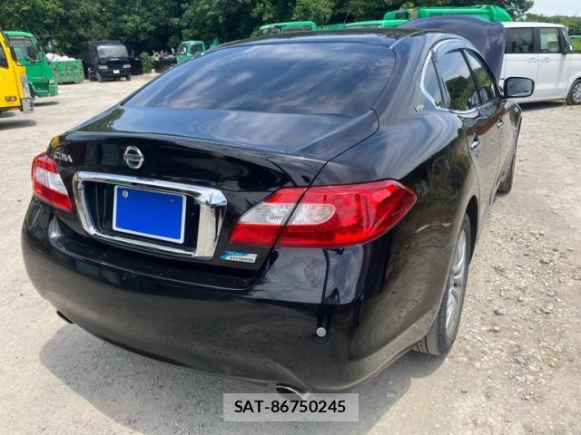 Nissan CIMA HYBRID 2013-07 7216066-3