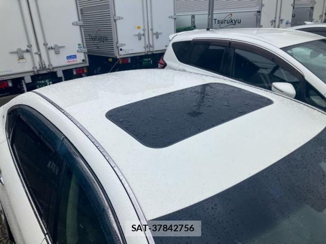 Nissan CIMA HYBRID 2013-03 7326193-3
