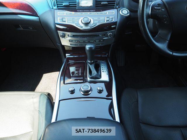 Nissan CIMA HYBRID 2013-07 7453457-17