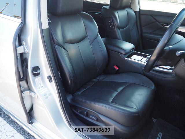 Nissan CIMA HYBRID 2013-07 7453457-18