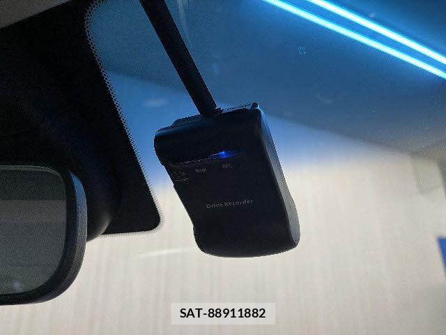 Nissan CIMA HYBRID 2014-10 7875759-11