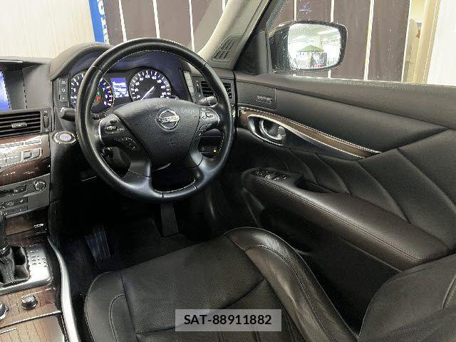 Nissan CIMA HYBRID 2014-10 7875759-13