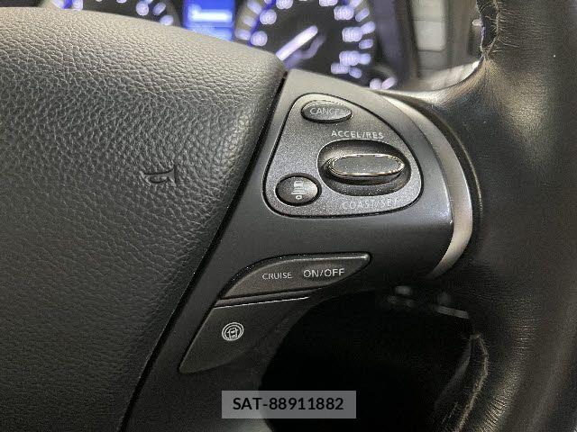 Nissan CIMA HYBRID 2014-10 7875759-17