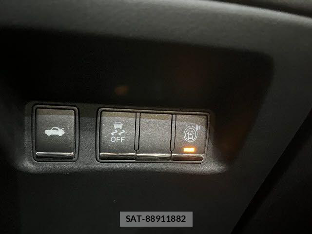 Nissan CIMA HYBRID 2014-10 7875759-21