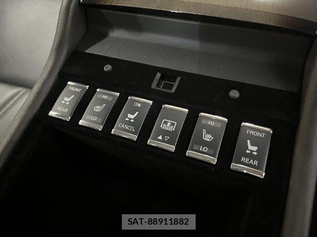 Nissan CIMA HYBRID 2014-10 7875759-22