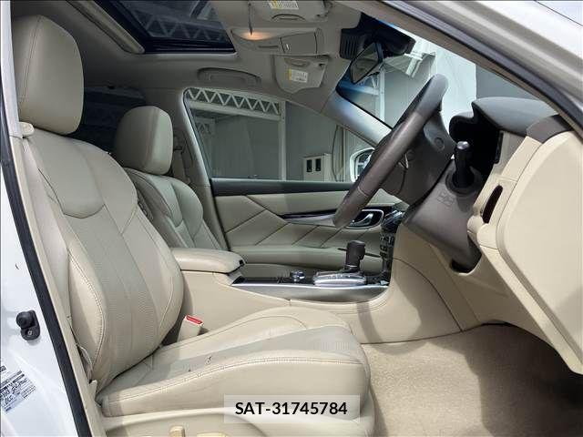 Nissan CIMA HYBRID 2012-06 8870636-10