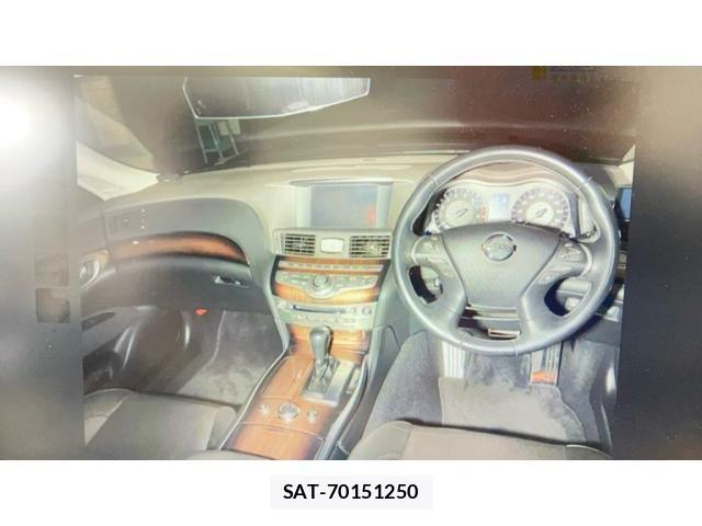 Nissan CIMA HYBRID 2014-01 8879085-22