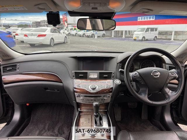 Nissan CIMA HYBRID 2017-03 8879083-11