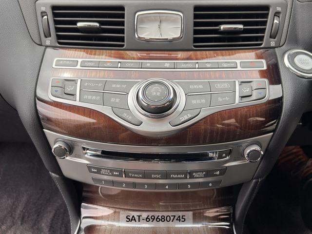 Nissan CIMA HYBRID 2017-03 8879083-14