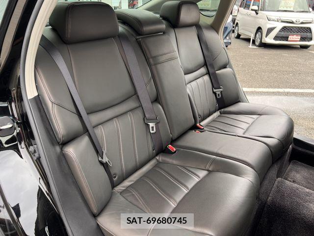 Nissan CIMA HYBRID 2017-03 8879083-18