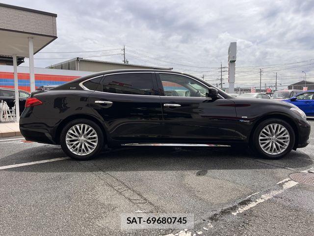 Nissan CIMA HYBRID 2017-03 8879083-6
