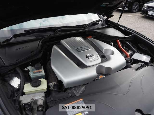 Nissan CIMA HYBRID 2013-10 8883412-19